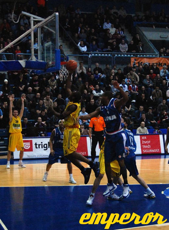 Cibona Zagreb-ARIS 03012008  76-83  08