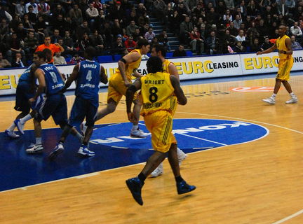 Cibona Zagreb-ARIS 03012008  76-83  09