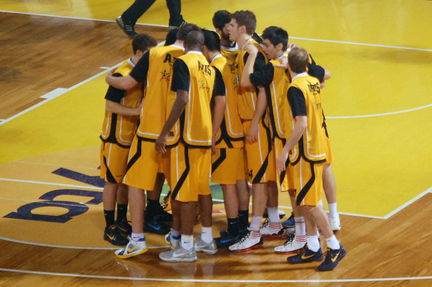 11-12 ARIS-paok 81-71 03