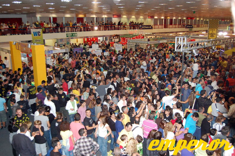 Ekthesi 2009 Fans 02