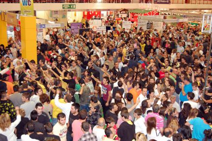Ekthesi 2009 Fans 03