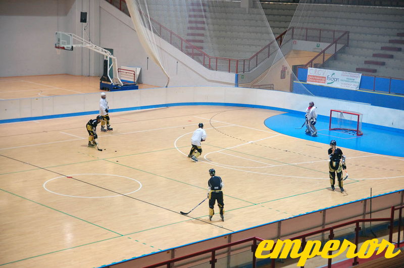 ARIS-Hockey_Trieste2009_Training_05.jpg