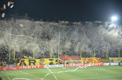 ARIS-Manchester-City-15022011- 0-0  040004